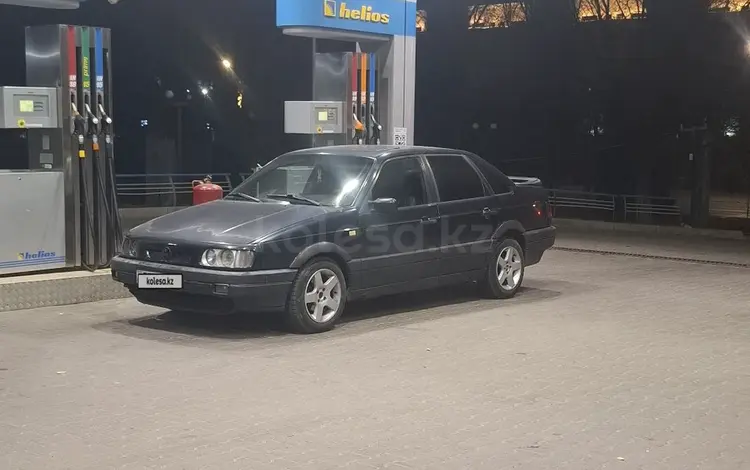 Volkswagen Passat 1991 годаүшін1 450 000 тг. в Тараз