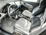 Chevrolet Cruze 2013 года за 5 500 000 тг. в Актобе – фото 5
