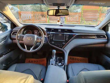 Toyota Camry 2019 года за 14 500 000 тг. в Шымкент – фото 7