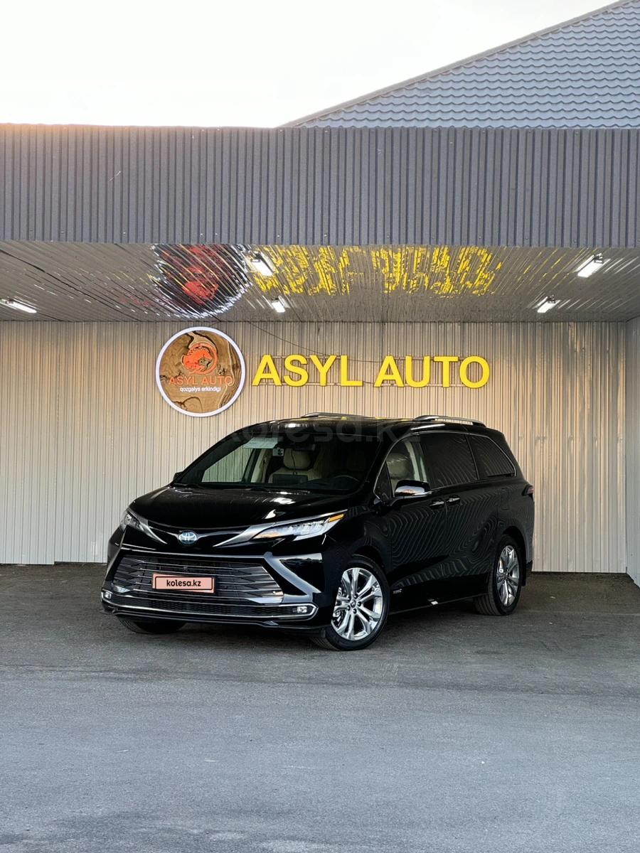 Toyota Sienna 2021 г.