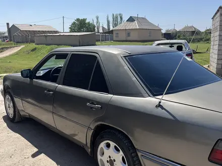 Mercedes-Benz E 280 1994 года за 830 000 тг. в Шымкент – фото 4