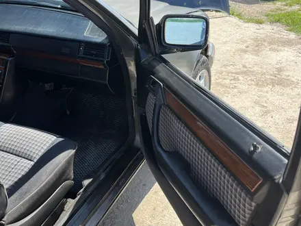 Mercedes-Benz E 280 1994 года за 830 000 тг. в Шымкент – фото 11