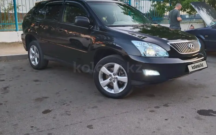 Lexus RX 330 2006 годаfor8 200 000 тг. в Сатпаев