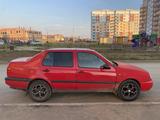 Volkswagen Vento 1995 годаfor750 000 тг. в Костанай – фото 2