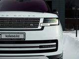 Land Rover Range Rover 2023 годаүшін135 000 000 тг. в Астана – фото 2
