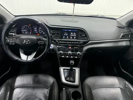Hyundai Elantra 2018 года за 5 230 000 тг. в Астана – фото 8