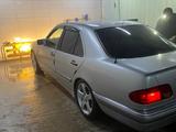 Mercedes-Benz E 320 1996 годаfor3 450 000 тг. в Астана – фото 2