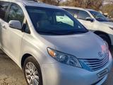 Toyota Sienna 2013 года за 9 000 000 тг. в Кульсары – фото 4