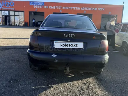 Audi A4 1996 года за 1 000 000 тг. в Караганда – фото 4