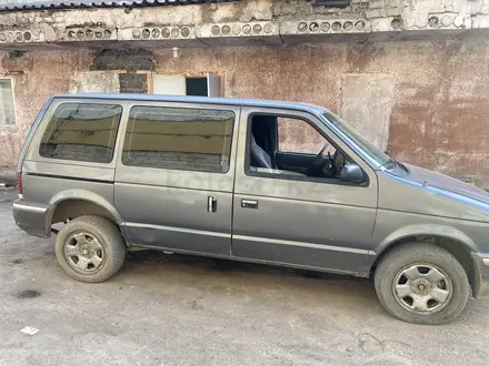 Plymouth Voyager 1991 года за 1 800 000 тг. в Астана – фото 2