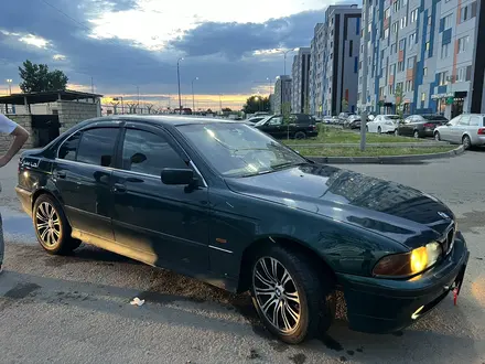 BMW 528 1996 года за 2 500 000 тг. в Алматы – фото 2