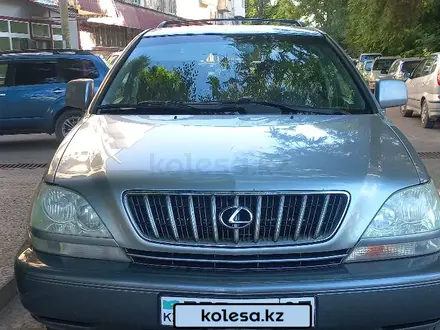 Lexus RX 300 2002 года за 6 200 000 тг. в Байтерек – фото 2