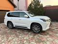 Lexus LX 570 2017 года за 46 000 000 тг. в Атырау – фото 2