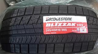 Шины Bridgestone 245/45/r19 VRX за 80 000 тг. в Алматы