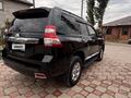 Toyota Land Cruiser Prado 2017 года за 19 000 000 тг. в Актобе – фото 11