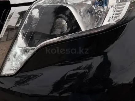 Toyota Land Cruiser Prado 2017 года за 19 000 000 тг. в Актобе – фото 25