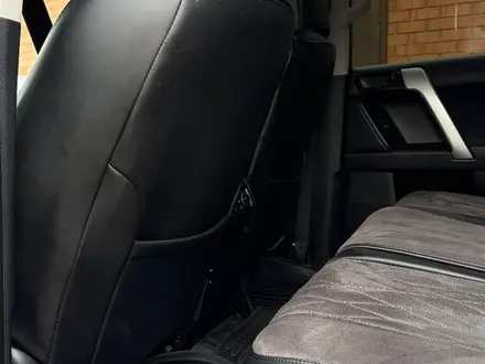 Toyota Land Cruiser Prado 2017 года за 19 000 000 тг. в Актобе – фото 8