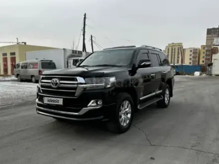 Toyota Land Cruiser 2019 года за 40 000 000 тг. в Караганда – фото 3