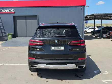 BMW X5 2022 года за 28 000 000 тг. в Алматы – фото 5