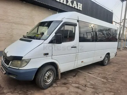 Mercedes-Benz Sprinter 2006 года за 6 200 000 тг. в Алматы – фото 10