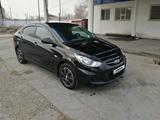 Hyundai Solaris 2013 года за 3 300 000 тг. в Семей – фото 3