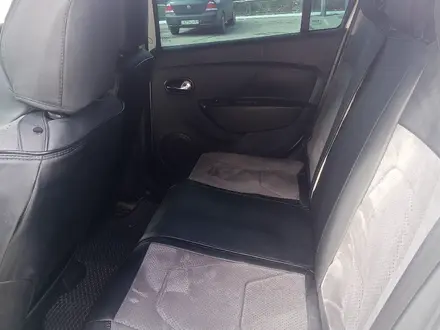 Renault Logan 2015 года за 2 600 000 тг. в Астана – фото 7
