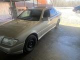 Mercedes-Benz C 180 1995 годаfor1 900 000 тг. в Семей – фото 4