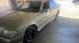Mercedes-Benz C 180 1995 годаүшін1 900 000 тг. в Семей – фото 4