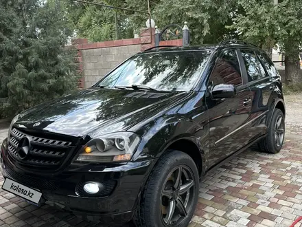 Mercedes-Benz ML 500 2007 года за 7 500 000 тг. в Тараз – фото 8