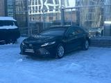 Toyota Camry Prestige 2020 года за 12 900 000 тг. в Астана
