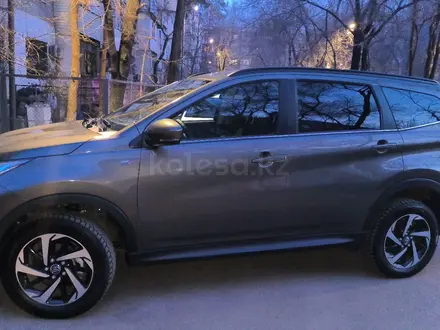 Toyota Rush 2023 года за 12 800 000 тг. в Алматы – фото 2