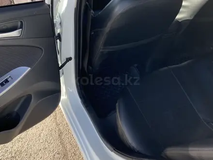 Hyundai Accent 2014 года за 5 300 000 тг. в Караганда – фото 13