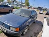 Volkswagen Passat 1990 года за 450 000 тг. в Алматы