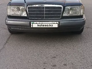 Mercedes-Benz E 320