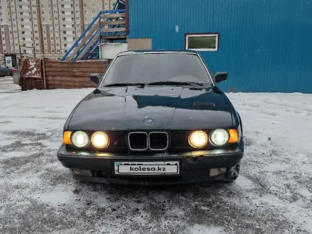 BMW 520 1991 года за 2 200 000 тг. в Астана