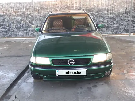 Opel Astra 1997 года за 1 350 000 тг. в Туркестан – фото 4