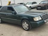 Mercedes-Benz E 220 1995 года за 2 250 000 тг. в Тараз