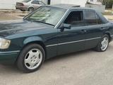 Mercedes-Benz E 220 1995 года за 2 250 000 тг. в Тараз – фото 2