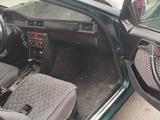 Mercedes-Benz E 220 1995 года за 2 250 000 тг. в Тараз – фото 3