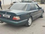 Mercedes-Benz E 220 1995 года за 2 250 000 тг. в Тараз – фото 4