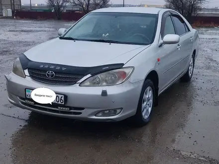 Toyota Camry 2004 года за 5 500 000 тг. в Атырау – фото 2