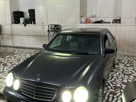 Mercedes-Benz E 320 1997 года за 2 650 000 тг. в Шымкент – фото 7