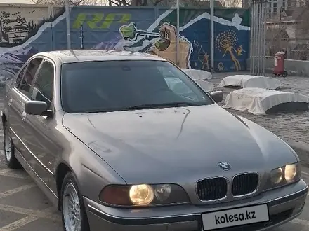 BMW 528 1996 года за 2 100 000 тг. в Алматы – фото 9