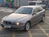 BMW 528 1996 года за 2 100 000 тг. в Алматы – фото 2