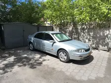 Renault Laguna, 2004