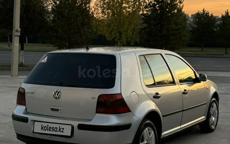 Volkswagen Golf 2002 годаfor2 700 000 тг. в Шымкент