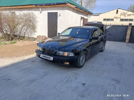 BMW 528 1996 года за 2 800 000 тг. в Астана – фото 4