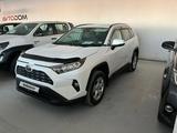 Toyota RAV4 2021 года за 18 500 000 тг. в Актау – фото 2