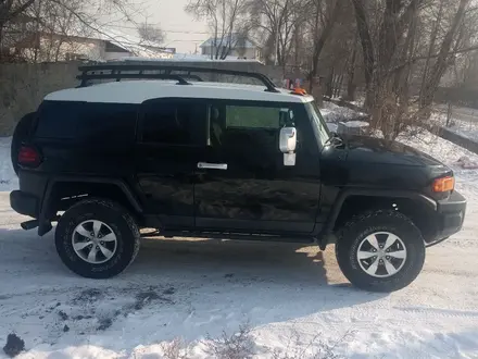 Toyota FJ Cruiser 2008 года за 13 500 000 тг. в Алматы – фото 8