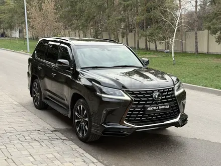 Lexus LX 570 2021 года за 61 000 000 тг. в Алматы – фото 2